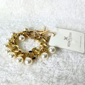 NWT Stella and Dot Faux pearl bracelet. Gold Tone. By Kontessa.